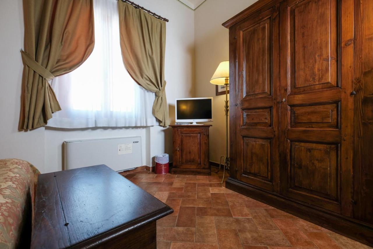 Aparthotel Borgo Grondaie Siena Zewnętrze zdjęcie